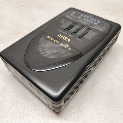 AIWA HS-T11 Walkman Super Bass cassette player used, vintage Japan