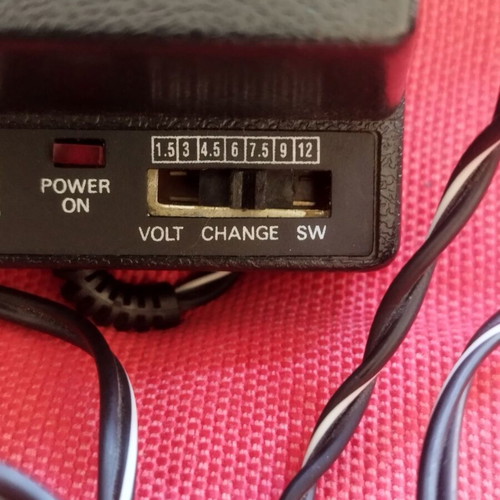 Ac Adapter 18Watt like new with adjustable voltage and polarity