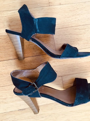 Zara black women's sandals size 38