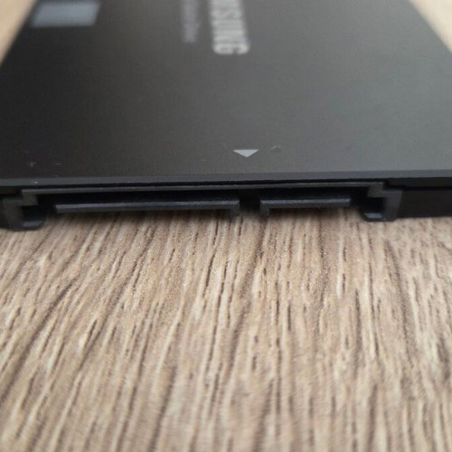 Samsung 850 EVO 500GB SSD internal drive like new