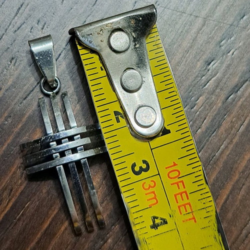 Men's cross used stainless steel