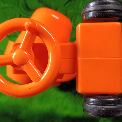 Bob the Builder orange cement mixer toy