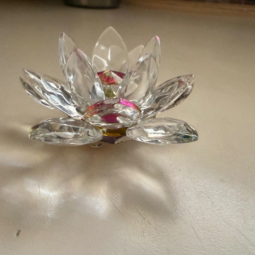 Crystal decorative water lily
