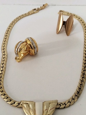 Vintage jewelry set new made of stainless steel