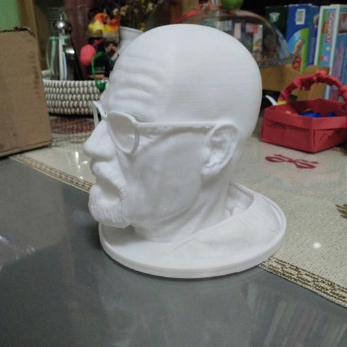 Heisenberg bust new, ideal for headphone stand