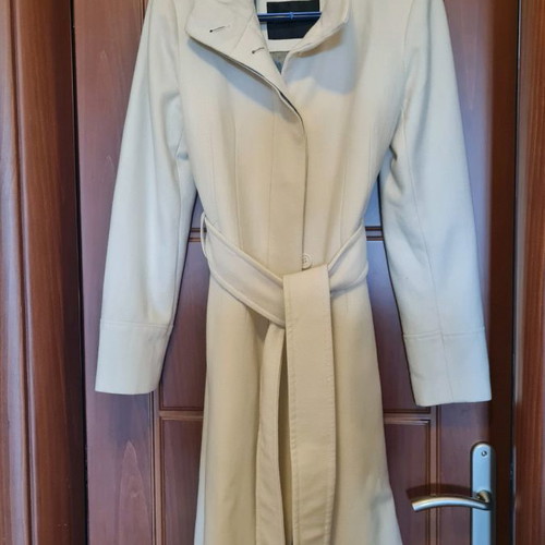 Julia Berkovich coat used, cream color, size Small