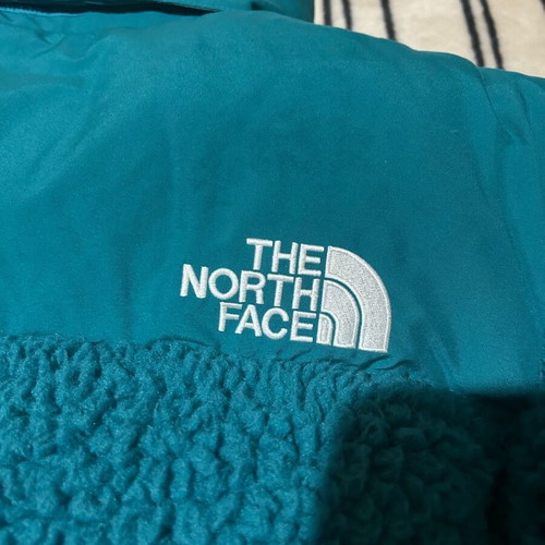 The North Face puffer like new, blue turquoise