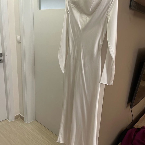 Nash dress white size S like new with open back and gold button