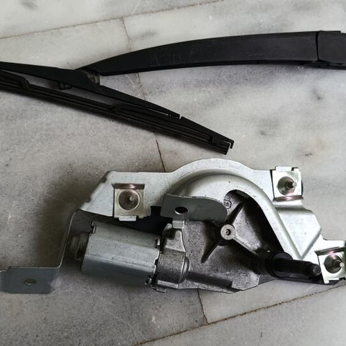 Rear Wiper Motor Set with Arm and Blade for Ford Fiesta Mk7 like new