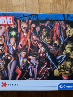 Clementoni Marvel Avengers Briefcase 1000-piece puzzle