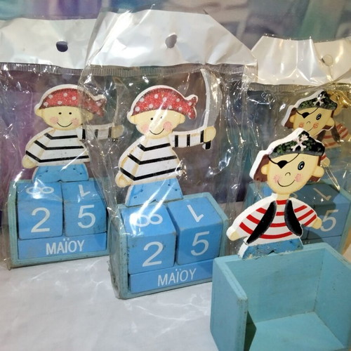 Wooden calendars new, set of 5 pieces