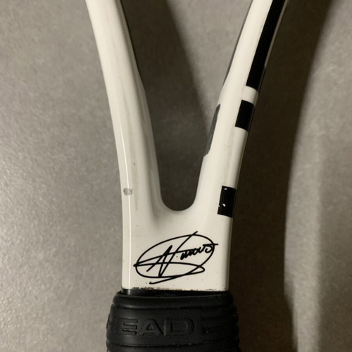 Head Speed Pro Djokovic Signature L5 tennis racket used