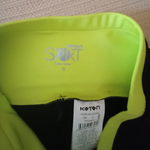 Woman Spor Biker Leggings like new, size S, black and green