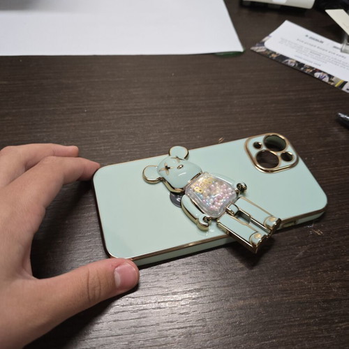 Iphone 13 case new with rotating bear and moving beads