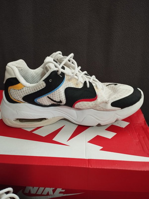 Nike Air Max 2X athletic shoes used, size 37.5, white multicolor