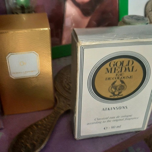Vintage perfume boxes like new, pack of 5