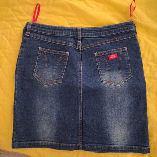 Denim skirt like new, elastic fabric, size M