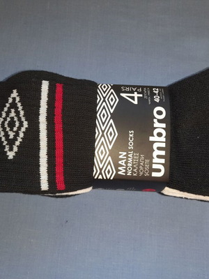 Umbro ανδρικές κάλτσες σε διάφορα χρώματα, 4 ζευγάρια μέγεθος 40-42