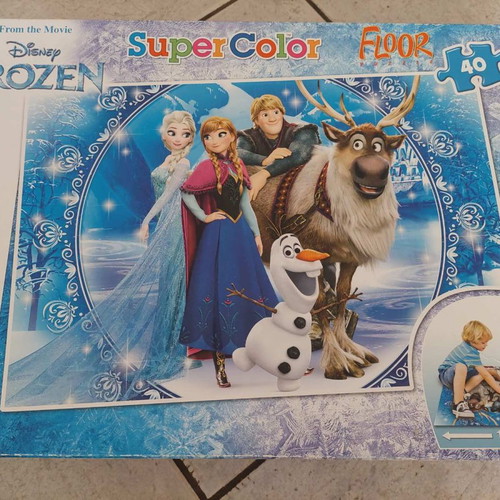 Clementoni Frozen & Mickey puzzles used, 70x100 cm, 40 pieces, pack of 2