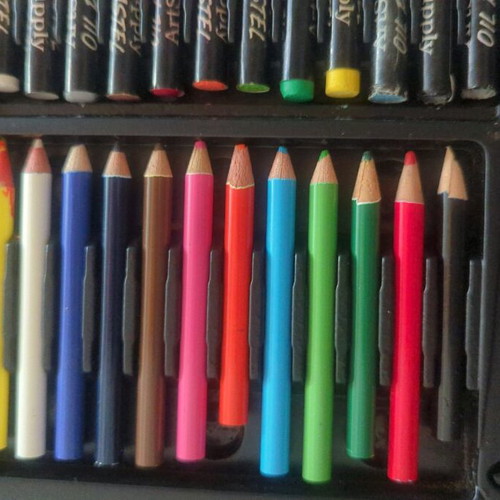 Art Studio case used for kids