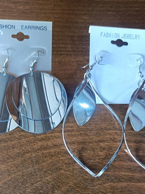 Early 00s earrings new, two pairs