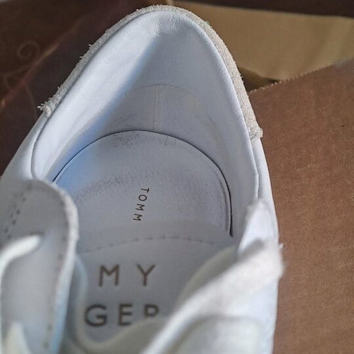 Tommy Hilfiger shoes size 41 like new, white with gold