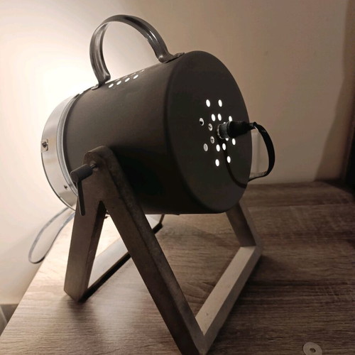 Grundig Table Lamp like new with E27 socket