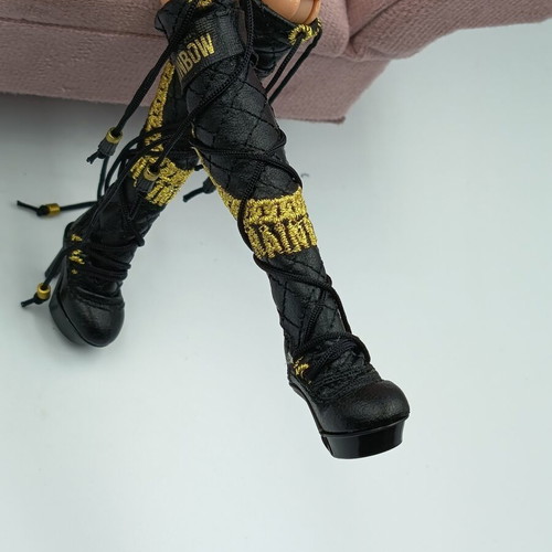Rainbow High doll boots, compatible with Barbie