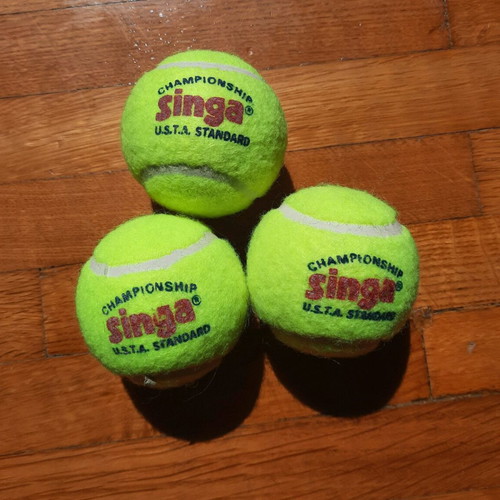 Tennis balls unused, set of 3