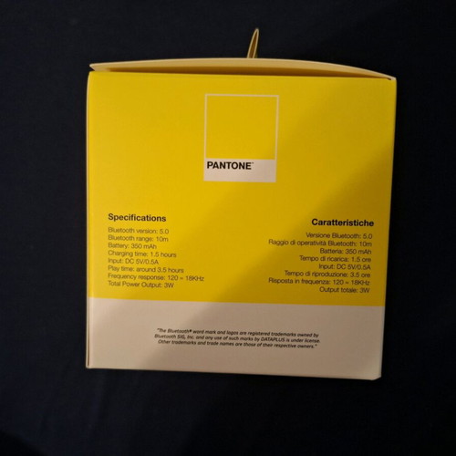 Celly Pantone portable Bluetooth speaker new