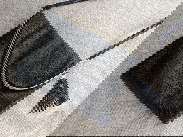 Τσαντα χιαστι