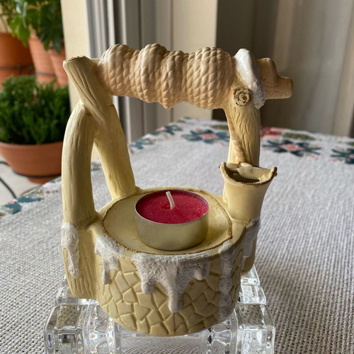 Vintage ceramic decorative well like new with tealight holder