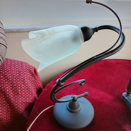 Table lamp like new, height 0.40 m