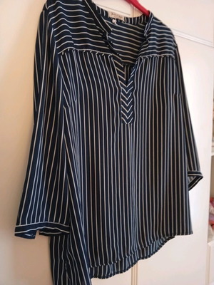 Tunic blue with white stripes like new, Spanish made