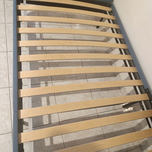 Ramsta bed 90 x 200 cm like new, blue with wooden slats