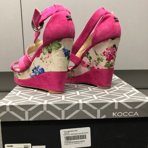 Kocca platforms used, fuchsia suede