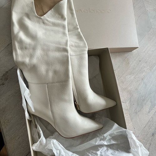 Eva Longoria leather boots new, size 39, beige