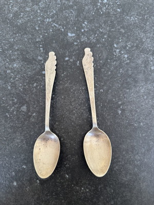 Vintage silver spoons set of 2 800 used with engraved design