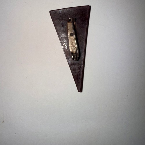 Minimal triangular pin like new, dark brown with beige line