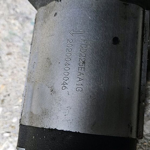 Hydraulic pump for tractor like new