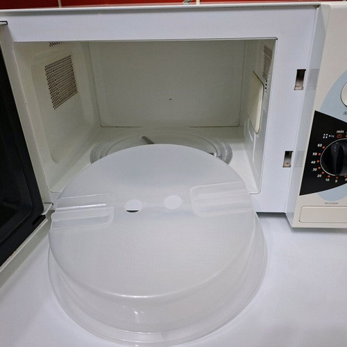 Panasonic microwave oven 20 liters 1200W like new