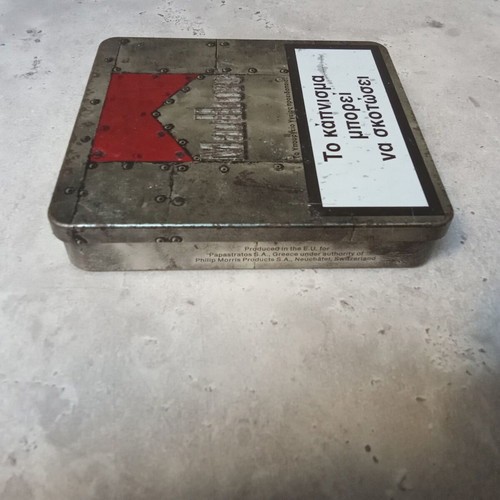 Marlboro vintage collectible tobacco tin 1990s used promo