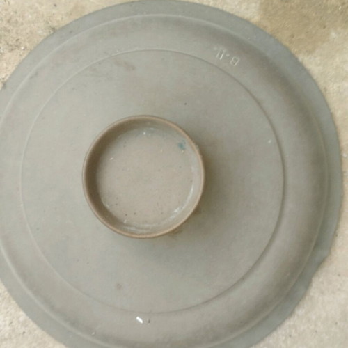 Large copper pot with lid like new
