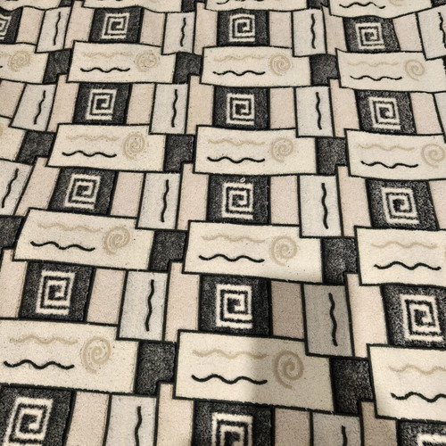 Warm blanket used, black gray and white, 2.22m x 2.10m