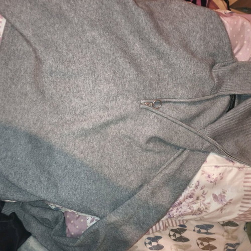 Stradivarius pullover like new, size S-M, black and gray