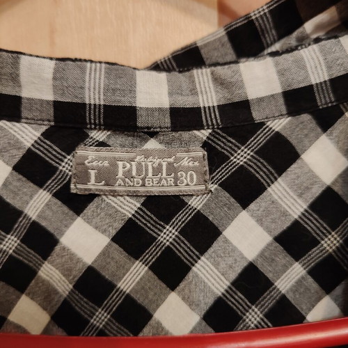 Pull & Bear women's checked shirt like new, size L, black multicolor