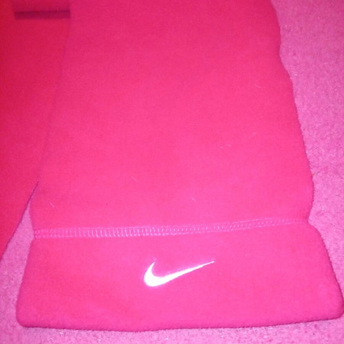 Nike scarf like new