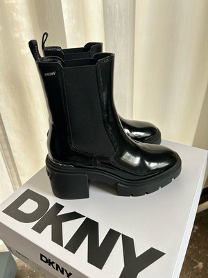 DKNY ankle boots new, size 37, black