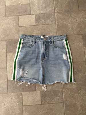 Denim skirt with side stripe like new, size 36, blue and green