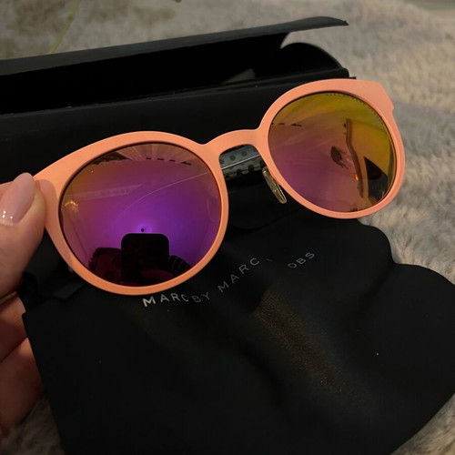 Marc by Marc Jacobs Coral Pink Cat-eye Sunglasses like new